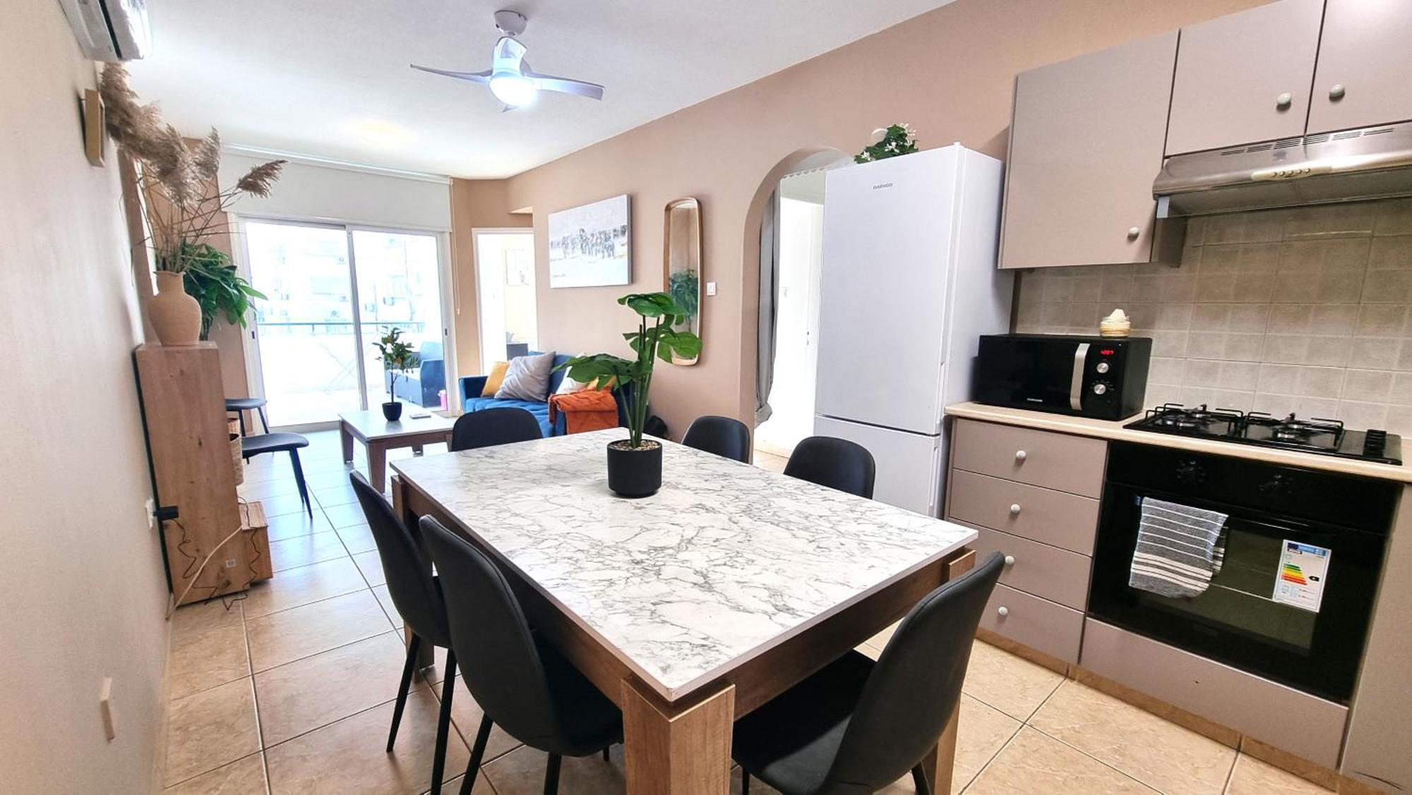 5 Min Walk To Beach, Perfect Seaside Escape 3br Shared Δωμάτια σε οικογενειακή κατοικία *
